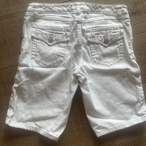 Summer The Limited White Denim Bermuda Jeans with Flap Pockets Size 8